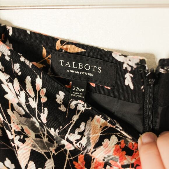 Talbots Black Wispy Floral Straight Pencil Skirt 22 WP - Picture 8 of 9